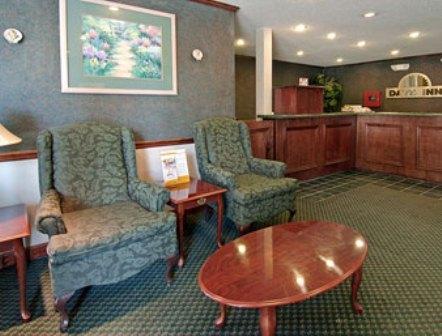 Amerivu Inn & Suites - Helen - Downtown Интериор снимка